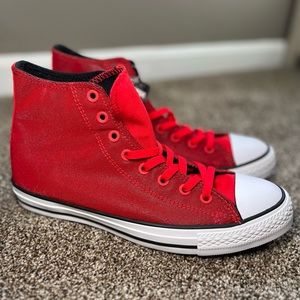 Converse unisex High top red CASINO/BLACK/FRAYED BURLAP|men’s 9 women’s 11